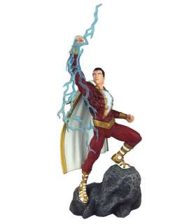 DC Comic Gallery Estatua Shazam! 28 cm