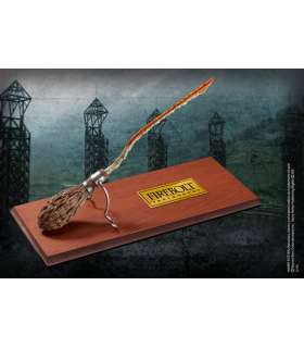 Harry Potter: Modelo escoba a escala Firebolt